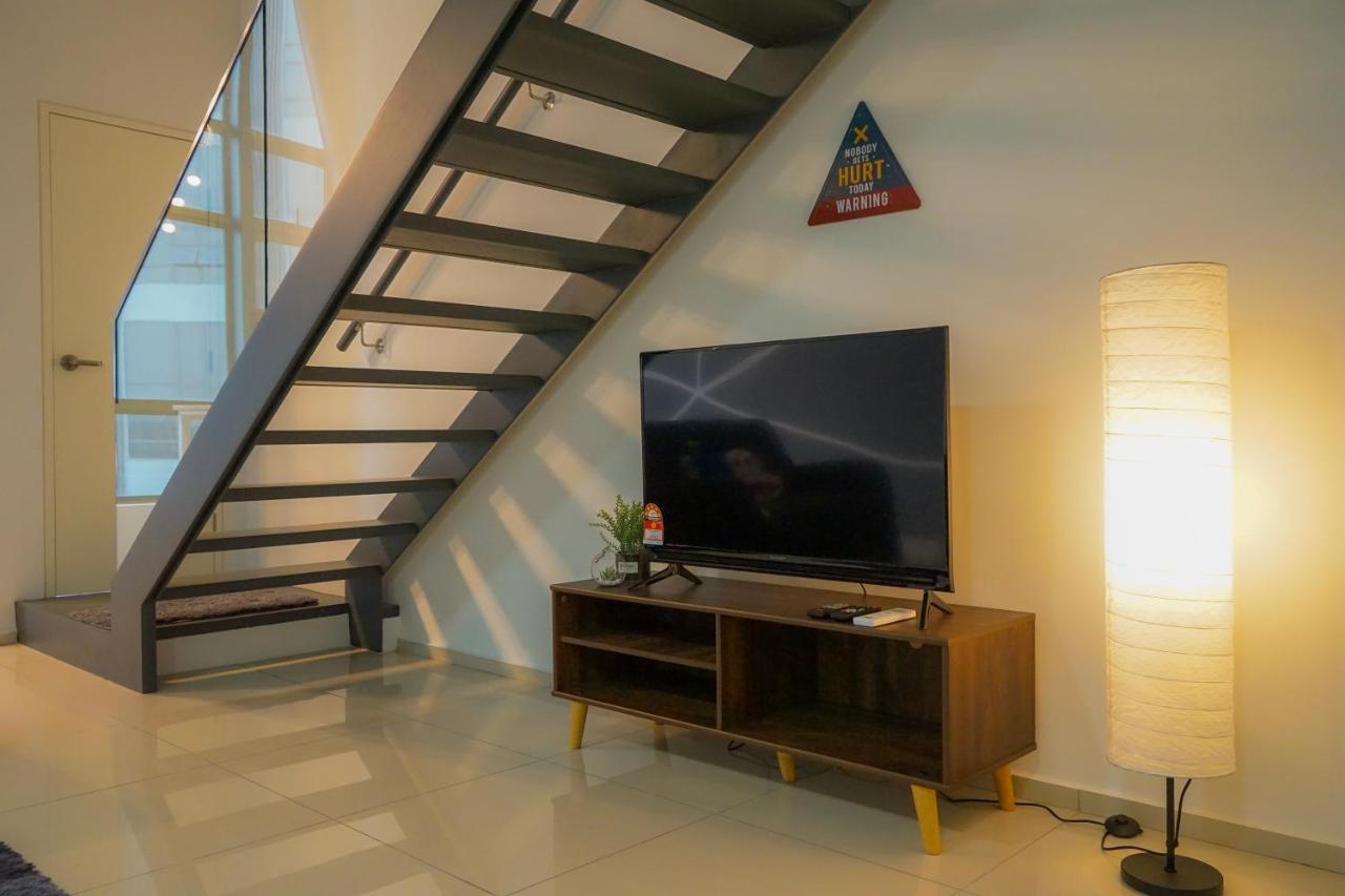 Cozy Modern Loft By De Lux @ Ekocheras, Kl Apartment Kuala Lumpur Luaran gambar